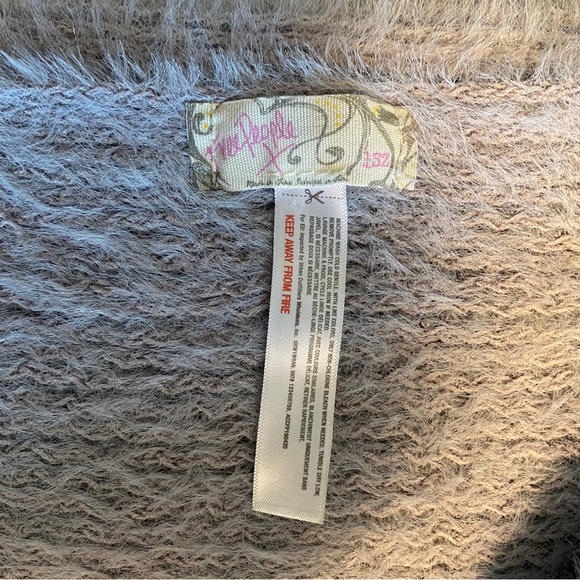 Free People Whisper Fringe Scarf 76” x 24” - Picture 4 of 4